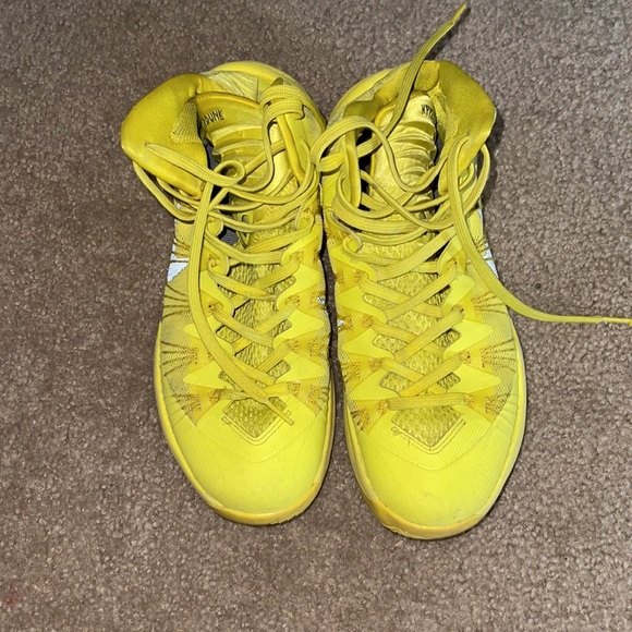 Yellow 2013 hyper dunks - Picture 4 of 5